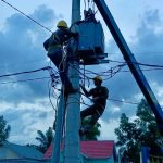 Perjuangan M Fadly, Ketua Forum Kades Berbuah Hasil, PLN Mulai Pasang Trafo di Air Sugihan OKI : Warga Akhirnya Nikmati Perbaikan Listrik